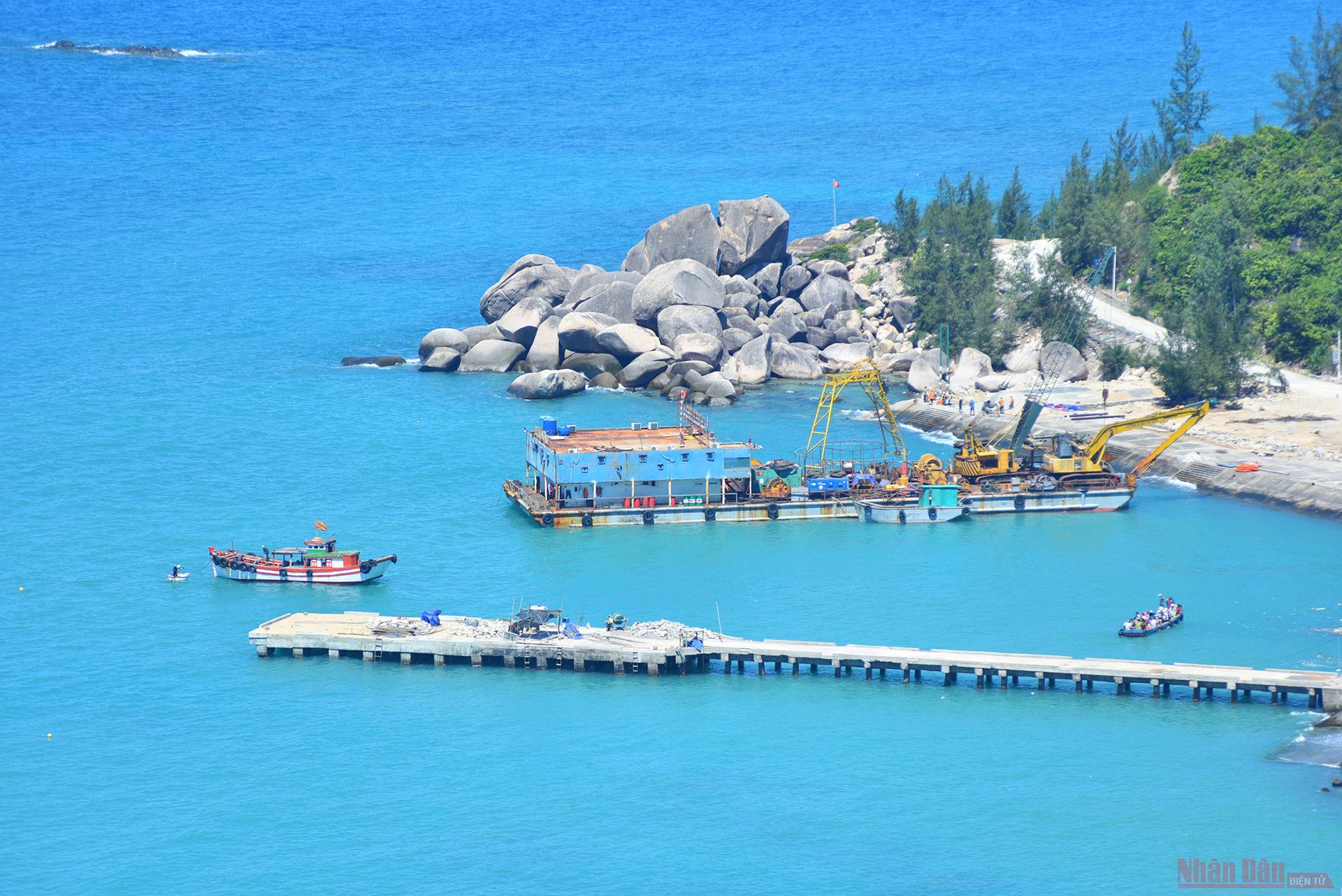 Cu Lao Xanh - a Blue Lagoon of Vietnam 4816 clx2