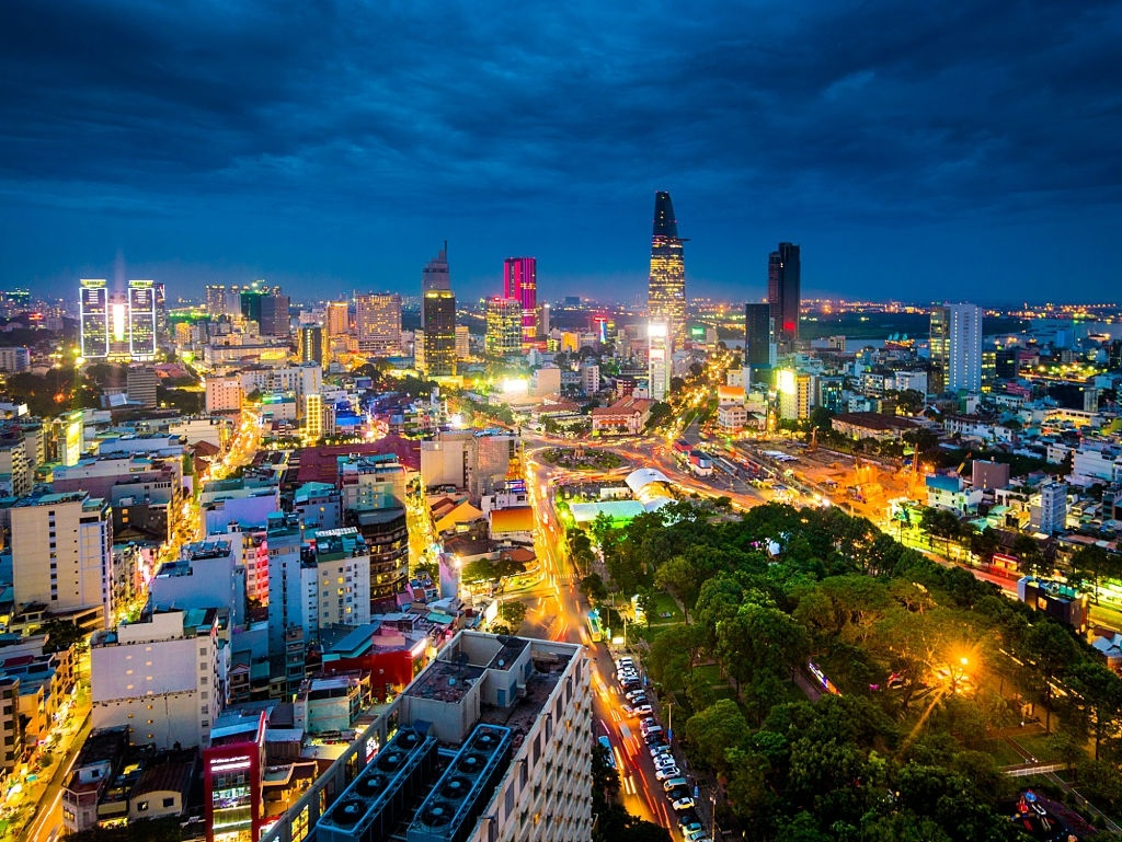 Vietnam on top best countries for traveling alone 2413 hcmmm