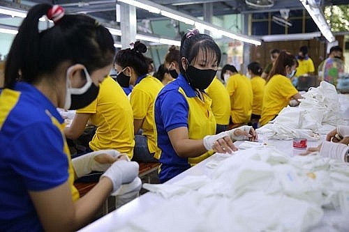 Social Insurance Policies Ensure Social Security Amid Pandemic