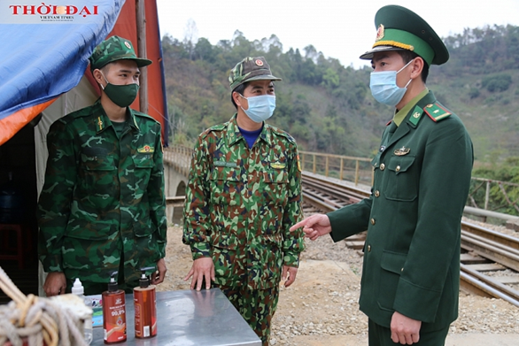 an unusual tet of the border guards