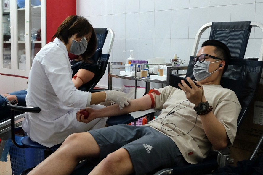 Blood donation by foreigners in Vietnam - humanitarian value and interests of life