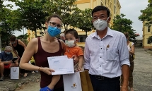 romanian quarantined in vietnam you can feel the smile even behind the mask