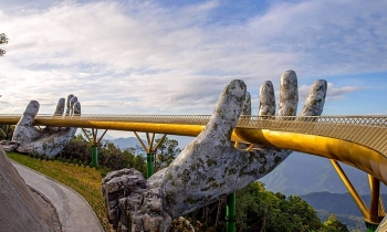 Q1 tourism infliction due to Covid-19 causes Vietnam economic targeted-growth unachievable