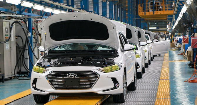 Covid-19 causes the world automobile industry more than $100 billion damage