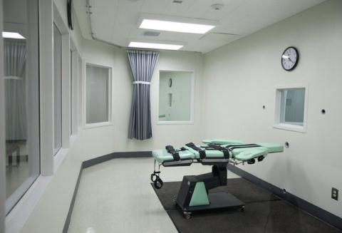 New Policies in Vietnam: Death convict suspended the execusion after three failed lethal injections