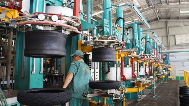 vietnam targets 7 pct gdp growth over next five years
