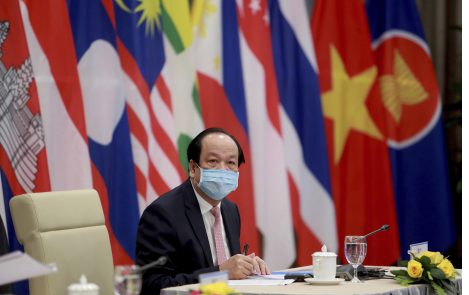 proposal to extend social distancing order in hanoi for another week