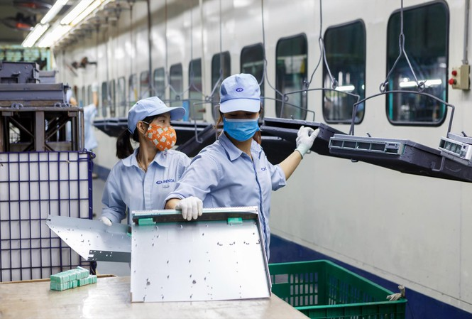 Vietnam’s economic growth forecasted to rebound to 7% growth in 2021