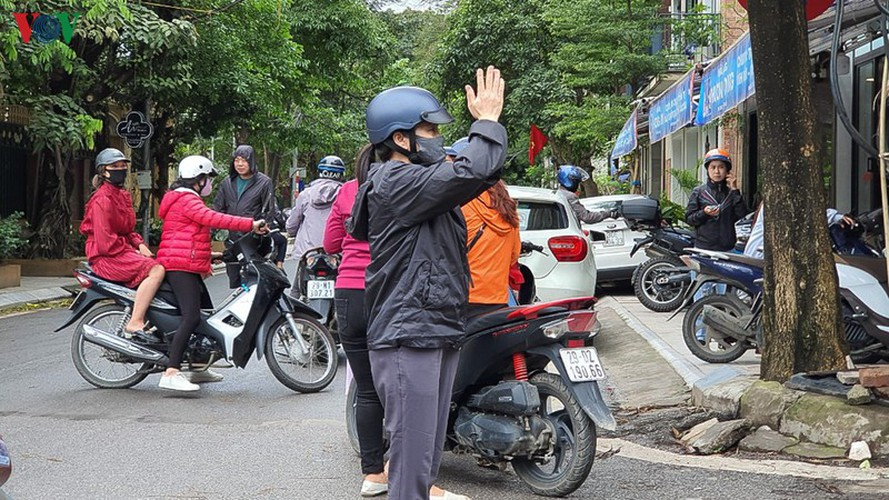 pictures of worship places on first day of social distancing easing