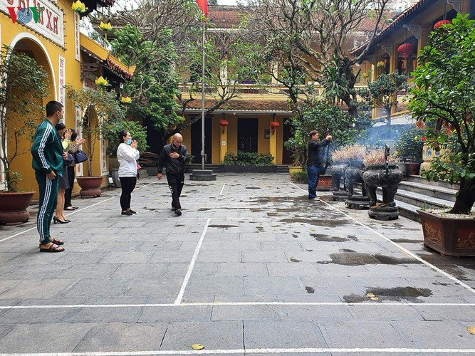 pictures of worship places on first day of social distancing easing