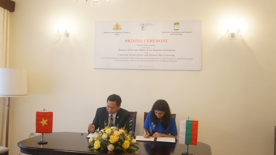 The Embassy of Bulgaria funds a Vietnamese project of Lotus, an opportunity for rural women's development