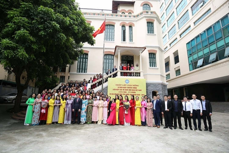 New points in the Charter, Session VI of the Vietnam Union of Friendship Organizations