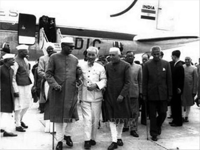 president ho chi minhs birthday marked abroad 20473