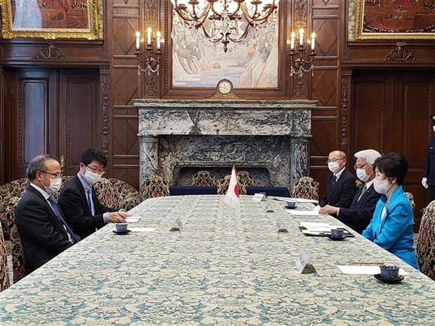 Japan's top leaders praise Vietnam’s COVID-19 fight