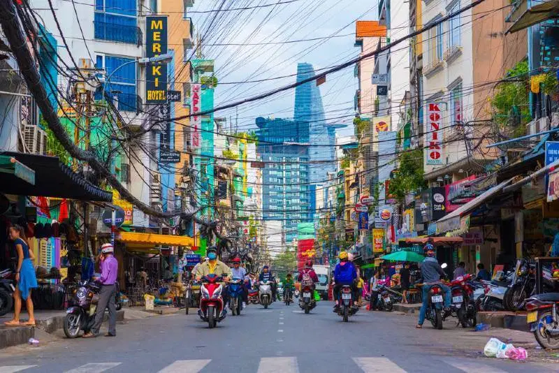 Vietnam challenges itself to new goals for economic growth in 2020