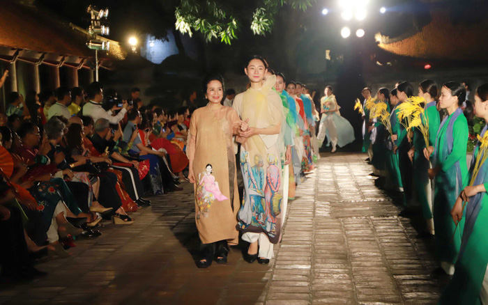 5359 aodai2