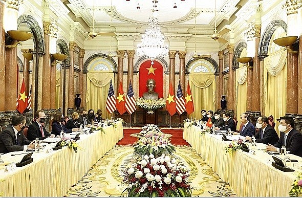 US Vice President Reaffirms US Commitment to Support Vietnam in COVID-19 Fight