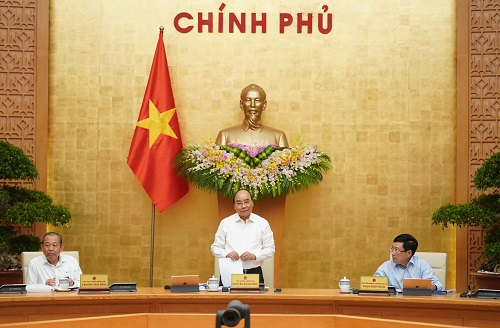 pm believes the national economy to fully recover by the end of the year