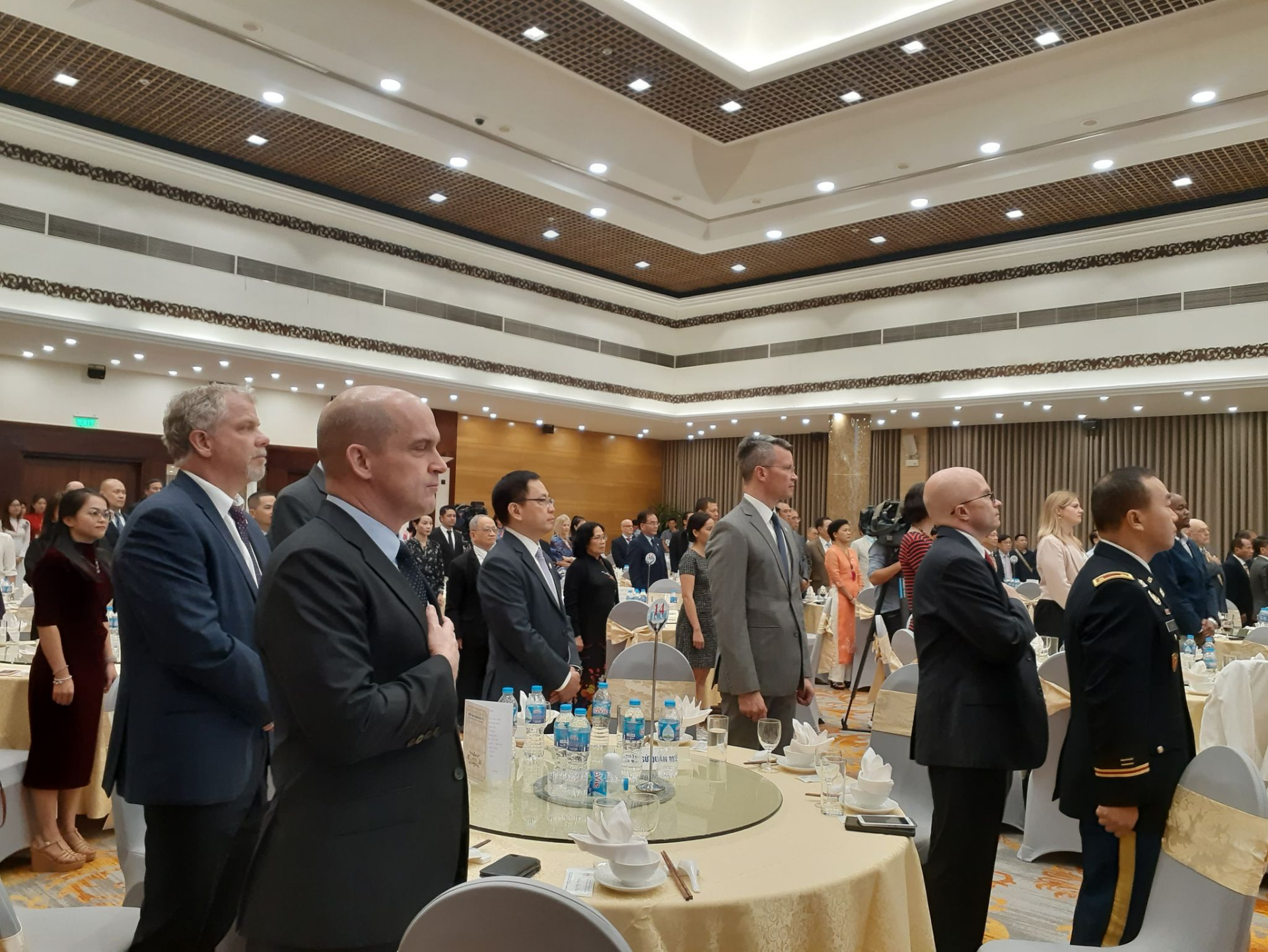 Vietnam  US diplomatic relation's 25th anniversary: a fruit of peoples' braveness, goodwill and efforts
