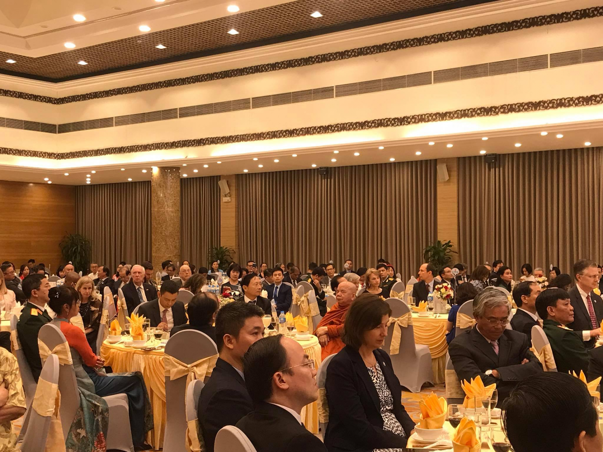 Vietnam  US diplomatic relation's 25th anniversary: a fruit of peoples' braveness, goodwill and efforts