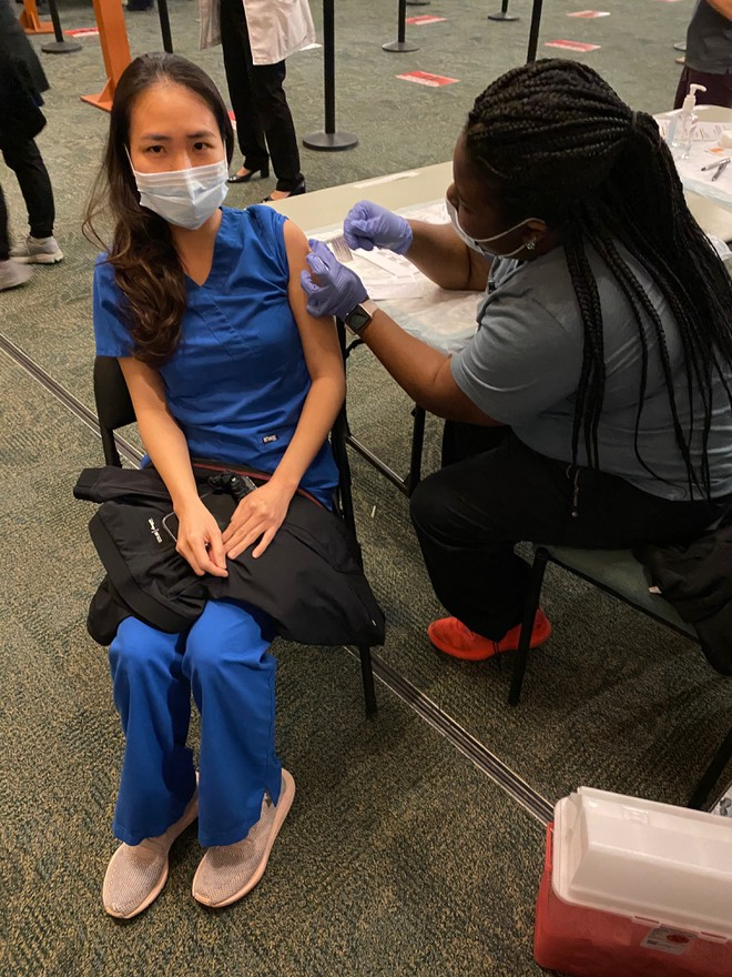 first vietnamese expats in the us tell story of getting covid 19 vaccinated and wish to go home for tet