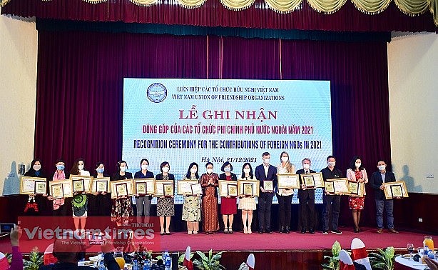 VUFO Honors 49 Foreign NGOs for Outstanding Performance in 2021