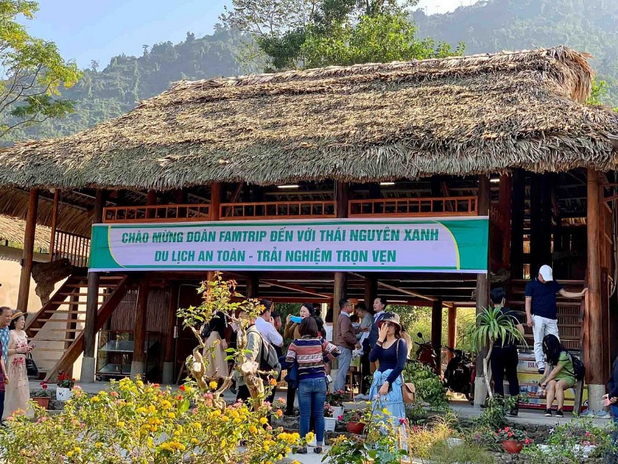'Live Fully in Vietnam' Campaign Welcomes Back International Visitors - Video