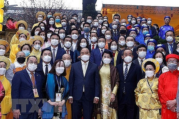 Overseas Vietnamese Expect Vietnam's Economic Recovery and Development