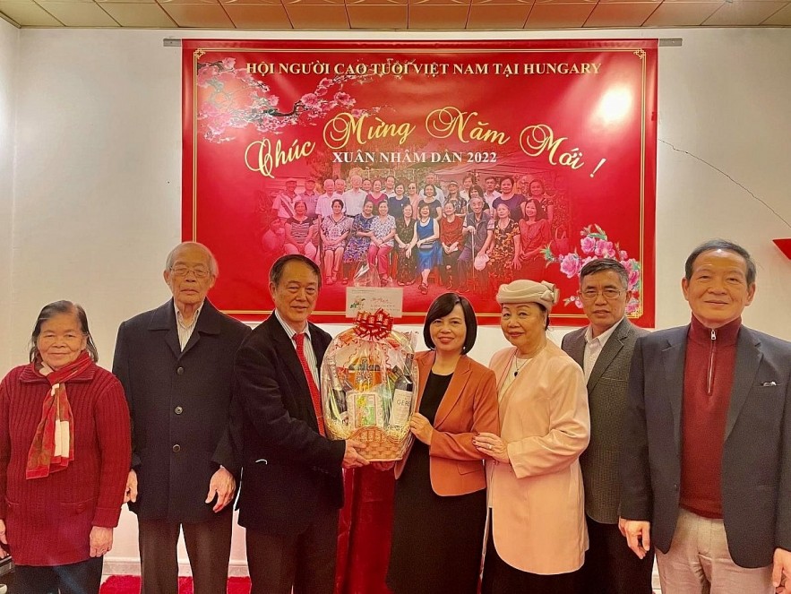 Vietnamese Community in Hungary Strengthens Bilateral Cooperation