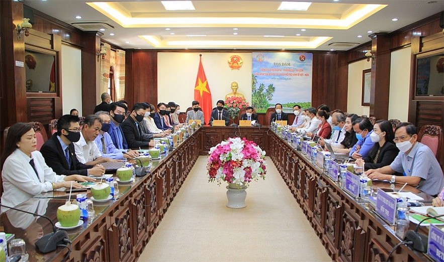 Ben Tre and RoK Businesses Further Financial Ties