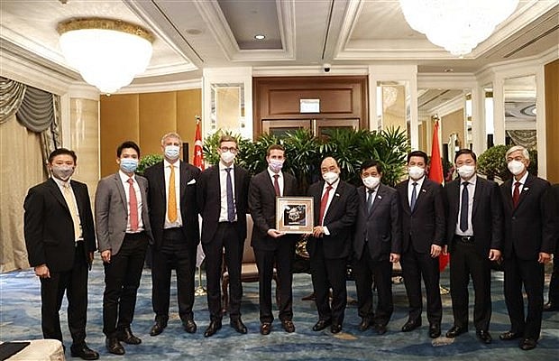 Strengthening Vietnam-Singapore Economic Cooperation on Digital Platform