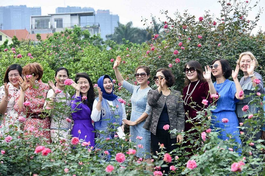 AWCH: 7-year Journey Connecting Women