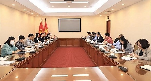 The meeting between the VNA and the sub-committee for the 31st SEA Games information and communications in Hanoi on April 1. Photo: VNA