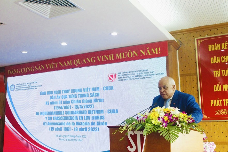 Vietnam and Cuba Tighten Faithful Relations