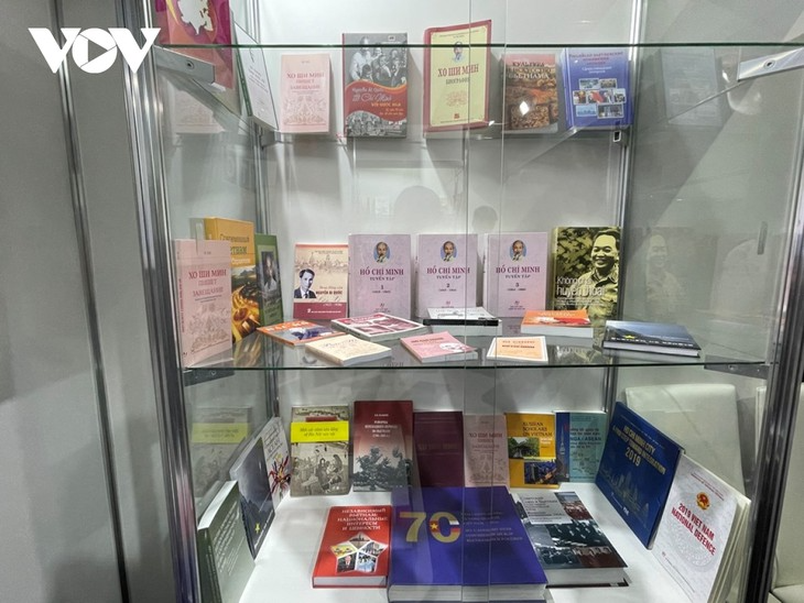 Books about President Ho Chi Minh leave strong imprint at St. Petersburg Book Fair