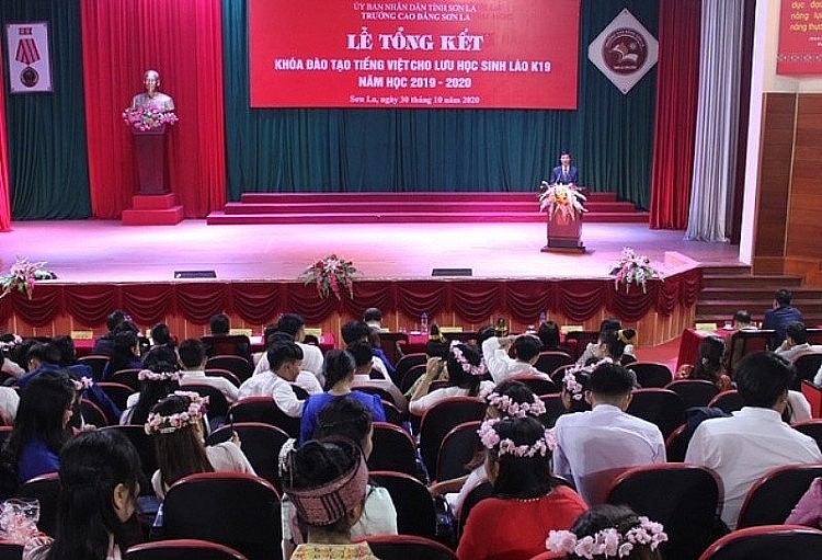 Strengthening Cooperation in Human Resource Training for Laos' Northern Provinces