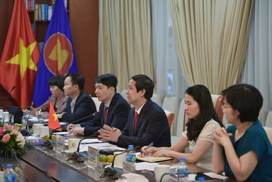 Vietnam and US Strengthen Cooperation in Education and Training