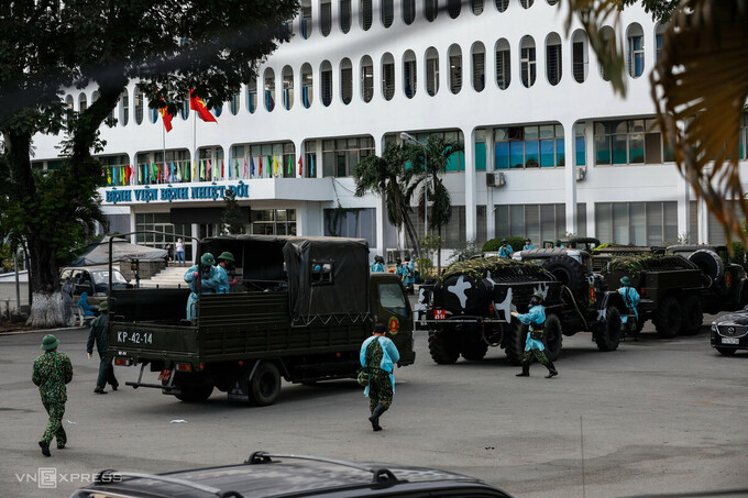 Ho Chi Minh city extends social distancing by 2 more weeks