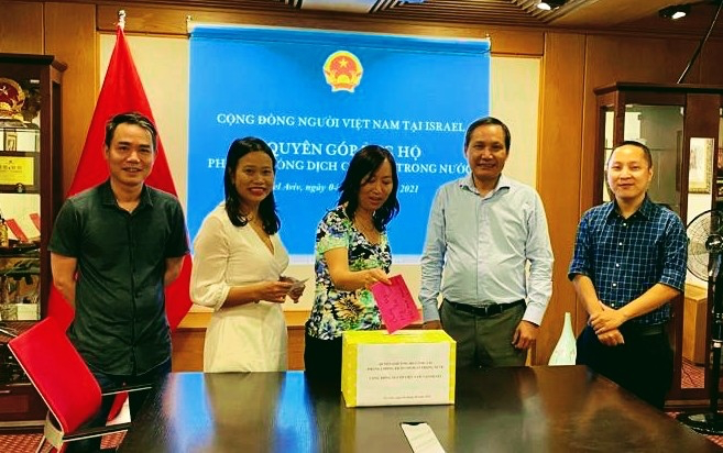The Vietnamese Embassy in Israel has launched a donation for the prevention of the Covid-19 pandemic in the country. Photo: WVR
