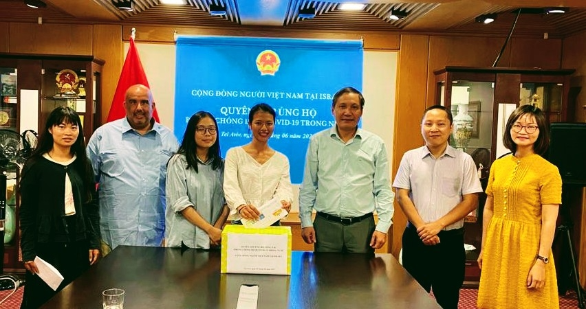 Overseas Vietnamese in Israel, Germany support Vietnam against Covid-19