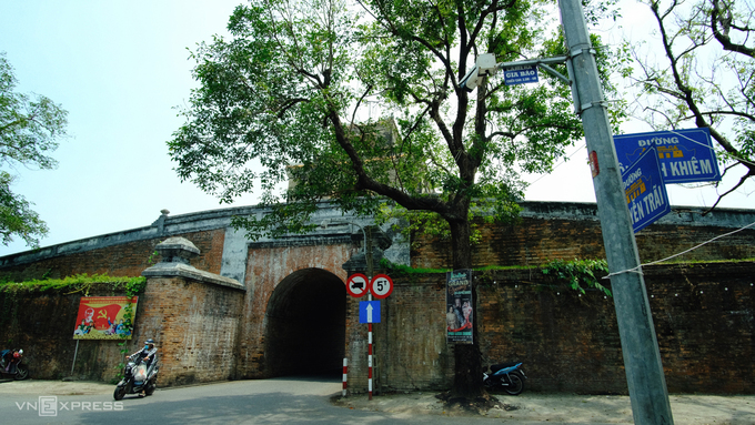 Unique Vestiges of Vietnam's Past - 13 Gates of Ancient Hue Citadel