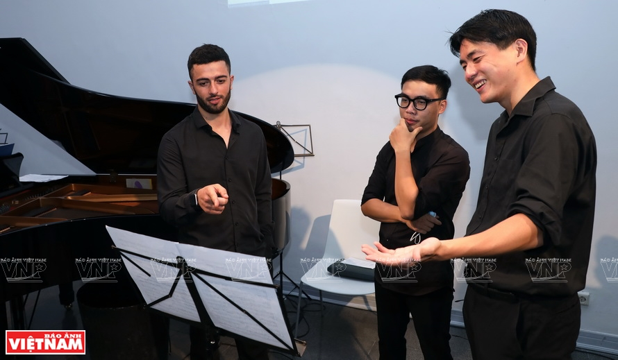 Concert Series: Blowing the Horn in Hanoi