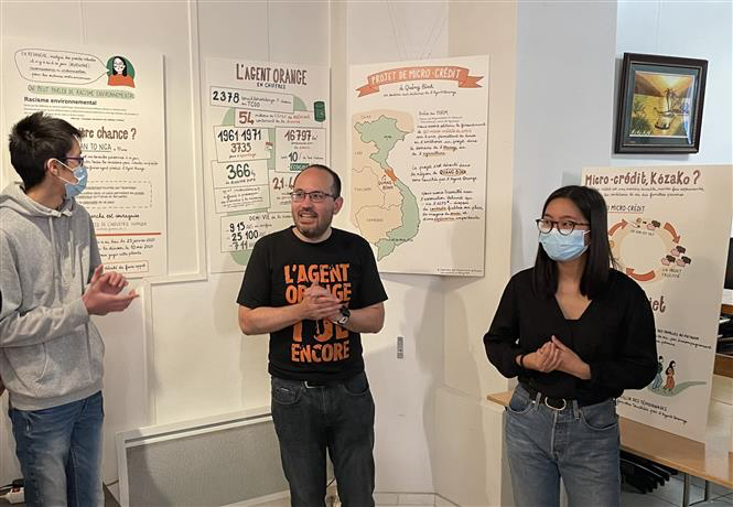 First Graphic Exhibition on Vietnam's Agent Orange in France