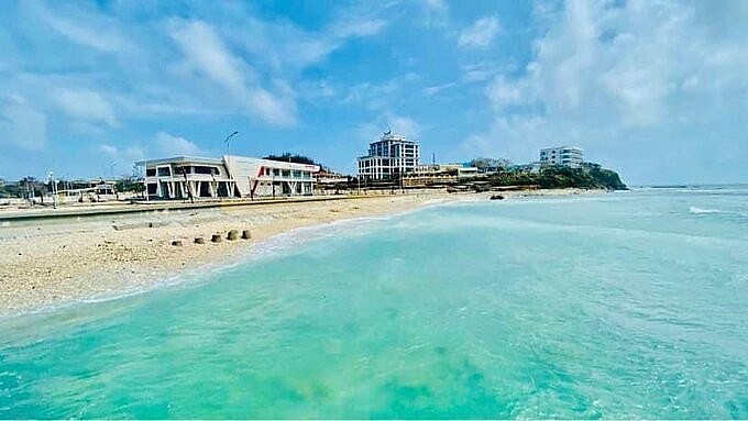A hotel in Ly Son Island has been shut down due to the absence of tourists. Photo: VnExpress