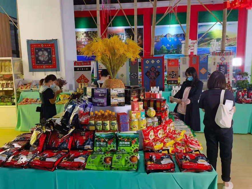 Promoting Tourism and Vietnamese Cuisine in China