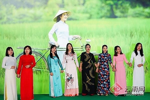 Promoting Tourism and Vietnamese Cuisine in China