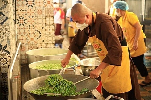 Vietnamese Religious Organizations Join Hands to Fight Covid-19