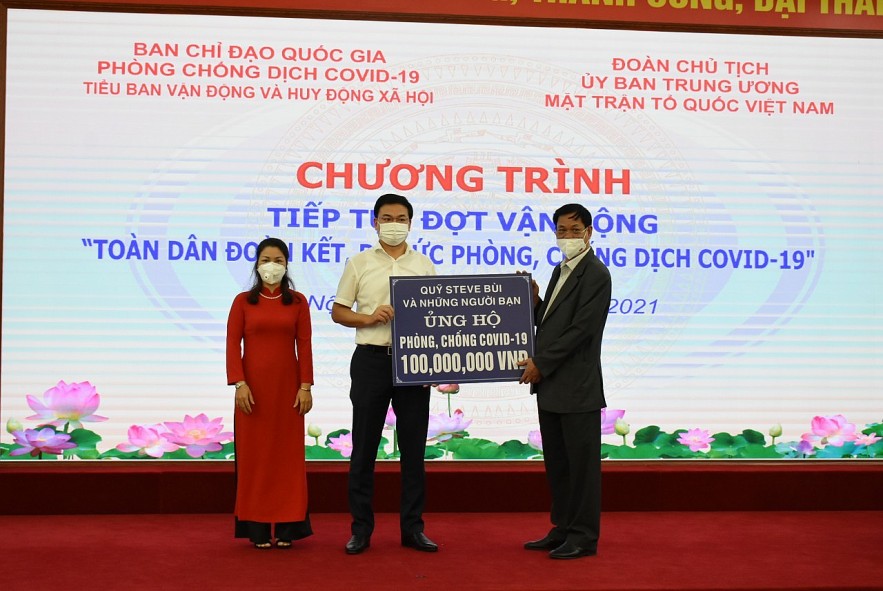 Overseas Vietnamese Continue to Support Fight Against Covid-19