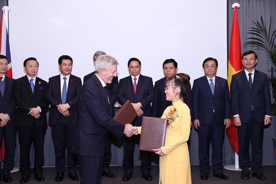 Vietnam Responds to Climate Change Concerns at COP26