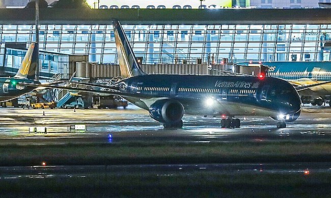 Vietnam News Today (November 30): Vietnam Airlines Debuts Regular US Direct Flight
